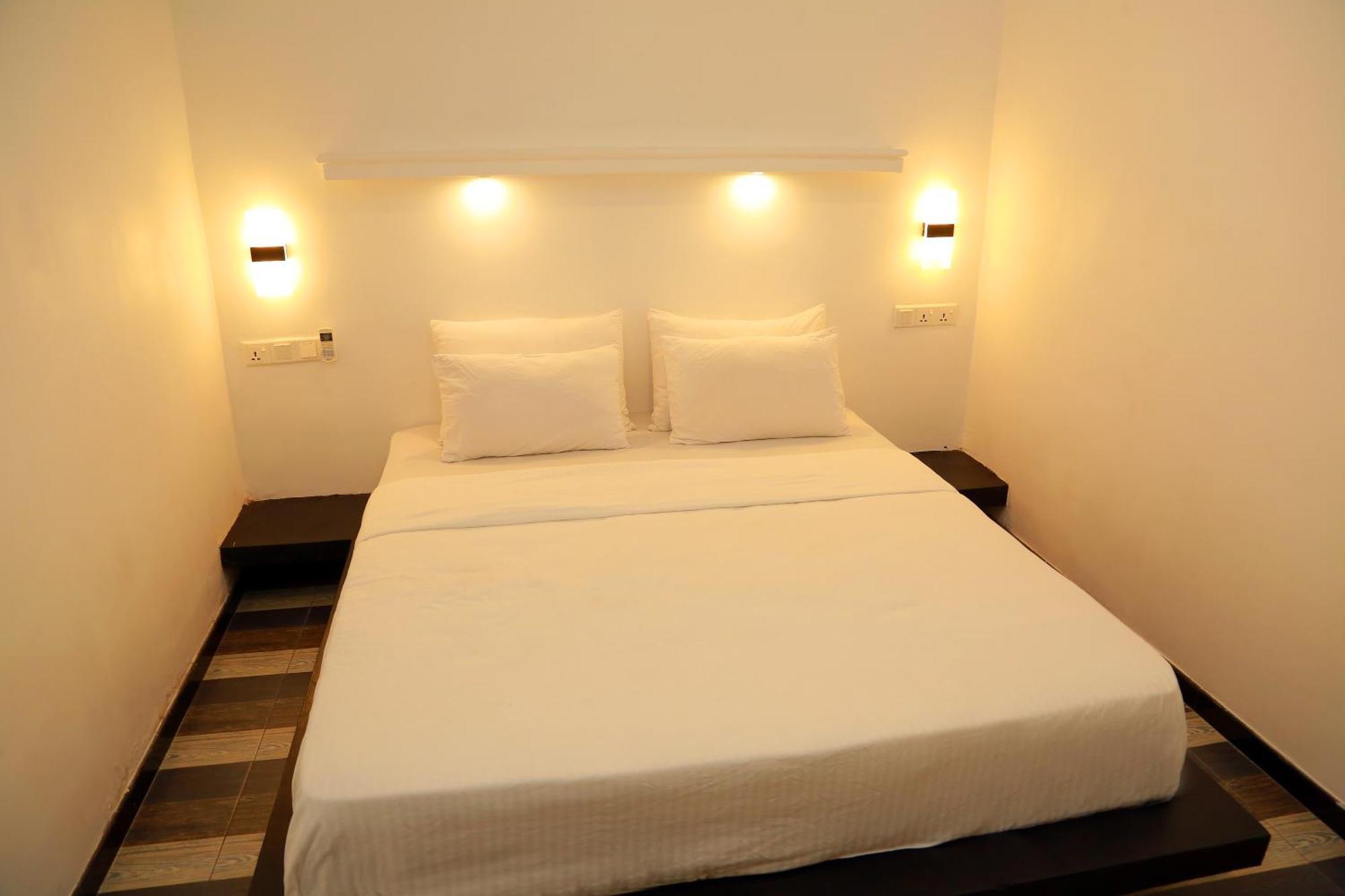 Midigama Holiday Inn Екстер'єр фото