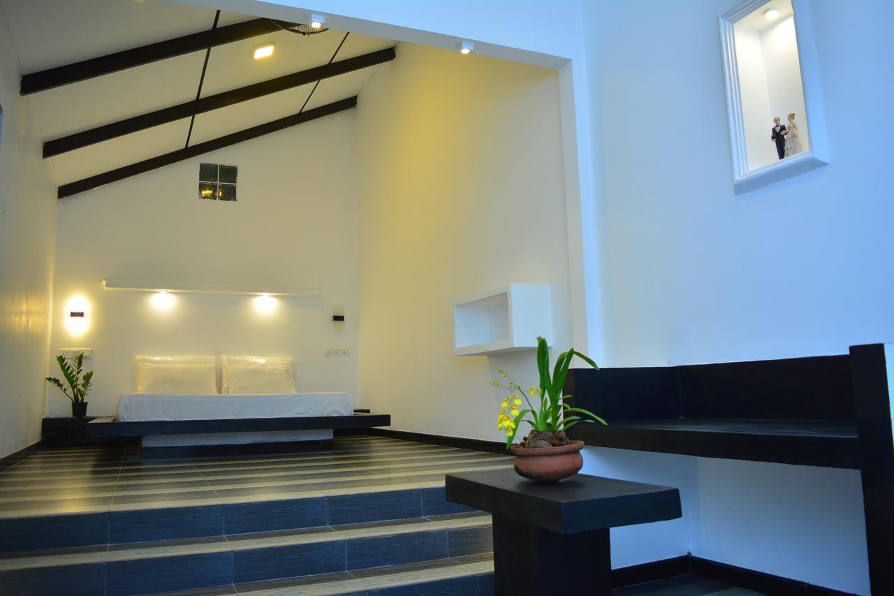 Midigama Holiday Inn Екстер'єр фото