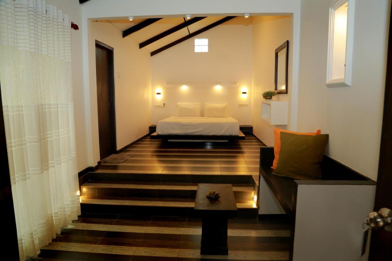 Midigama Holiday Inn Екстер'єр фото