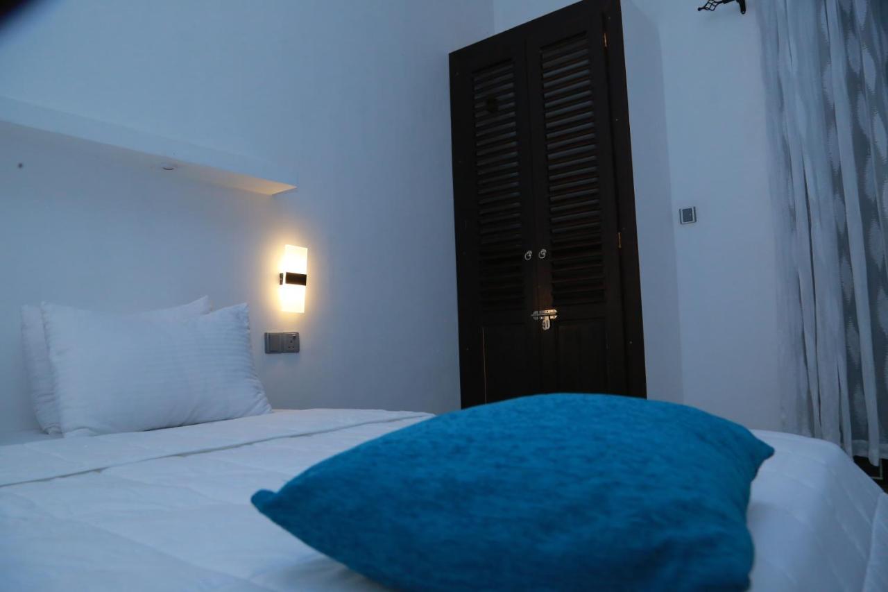Midigama Holiday Inn Екстер'єр фото